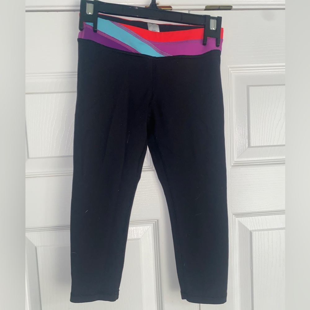 Ivivva Capri Leggings